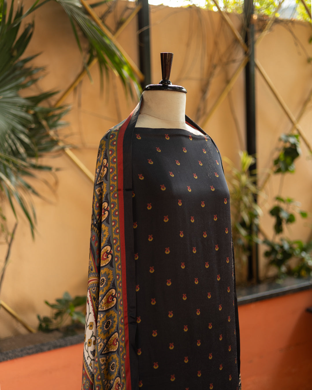 Modal Silk Suit (Black)